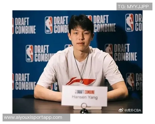 鲍仁君对杨瀚森的评价强调球队成长的重要性与合理的支持方式