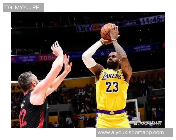 里夫斯谈轮换不足的挑战强调全队拼尽全力应对困难局面 里夫斯谈轮换不足的挑战强调全队拼尽全力应对困难局面