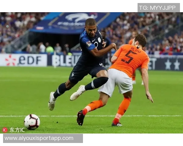 荷兰足球转型之路防线稳固锋线依赖德佩的艰难时刻 荷兰足球转型之路防线稳固锋线依赖德佩的艰难时刻