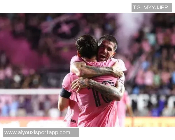 德保罗与梅西亲密合影庆祝晋级期待更辉煌的未来 德保罗与梅西亲密合影庆祝晋级期待更辉煌的未来