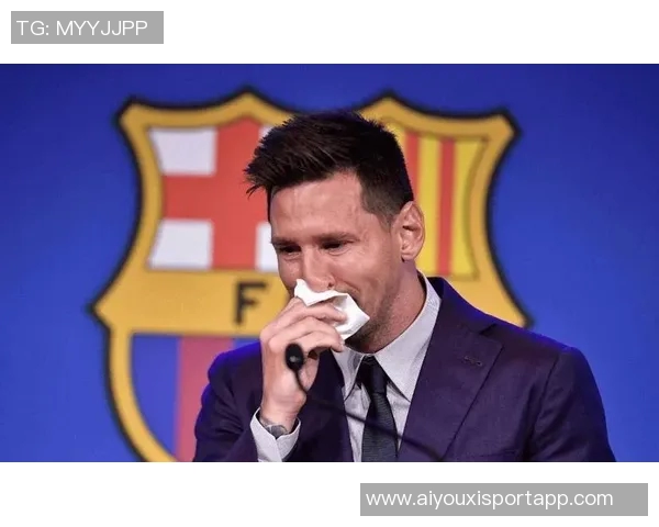 拉波尔塔谈巴萨大选时机梅西在诺坎普拍照展现可爱一面